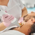 بهترین کلینیک لیزر در تهران – چرا راز لیزر انتخاب اول شماست؟